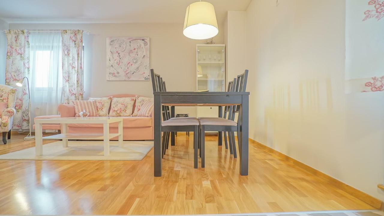 Cn2I Luxury Accommodation/Privilegio8 Брашов Екстериор снимка